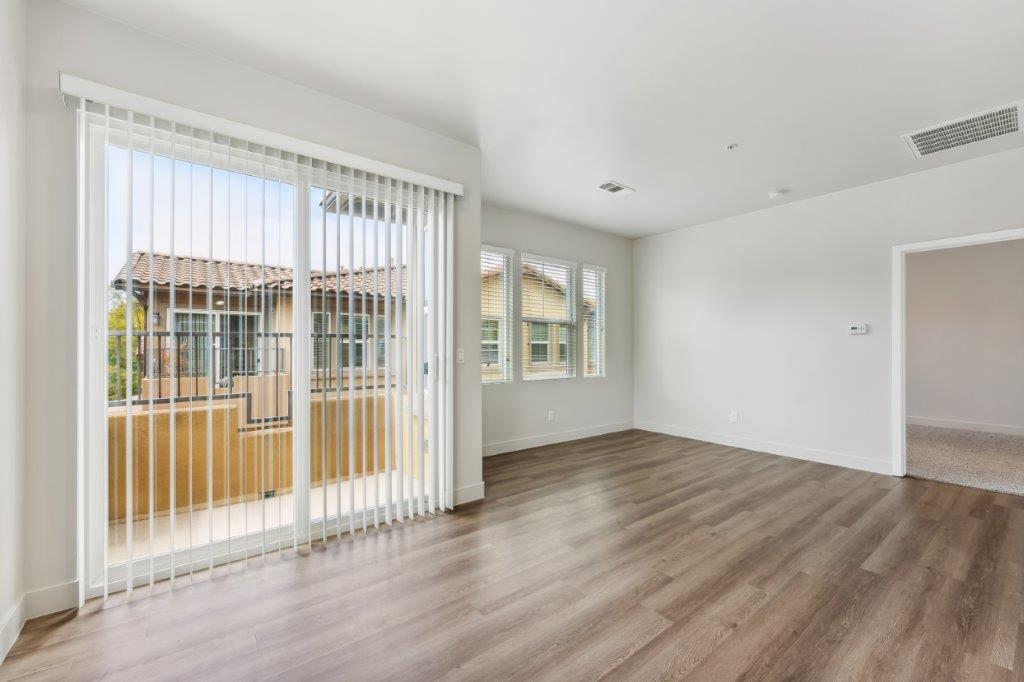 CasaLago Eastlake Apartments in Chula Vista, CA Westside Rentals