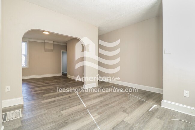 Foto del edificio - 1629 Dounton St