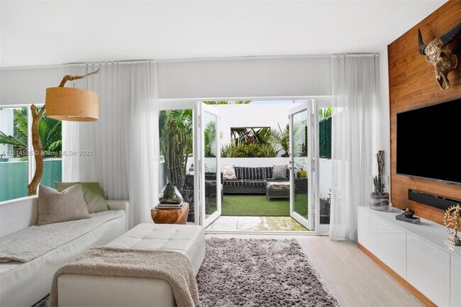 Foto del edificio - 828 3rd St