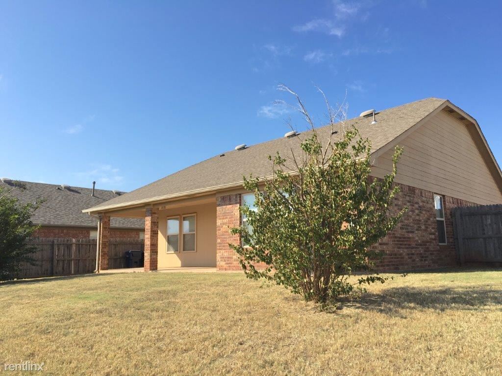 Foto del edificio - 3 br, 2 bath House - 220 Somers Point Blvd