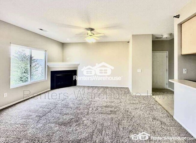 Foto del edificio - 2323 E Porter Ave
