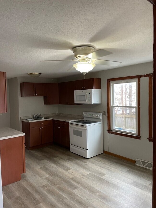 Foto del edificio - 427 Galloway Ct