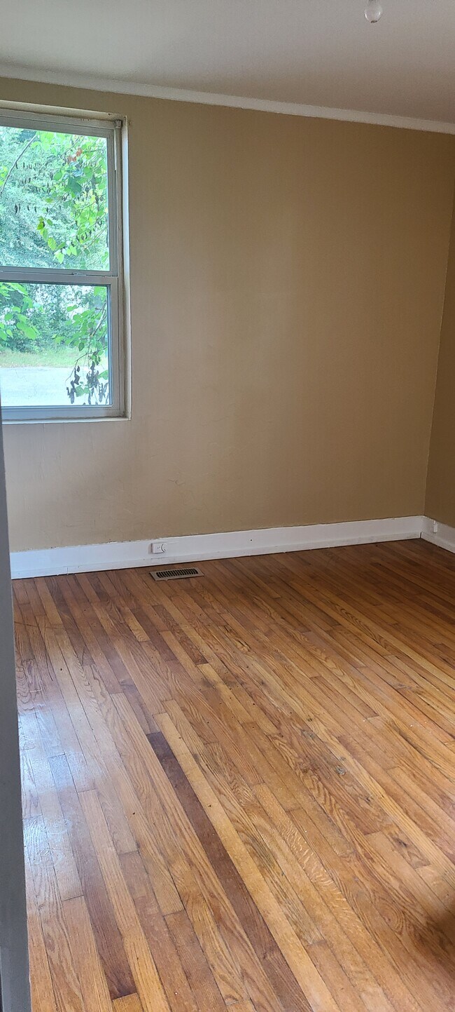 Foto del edificio - 1479 Carolina Ave