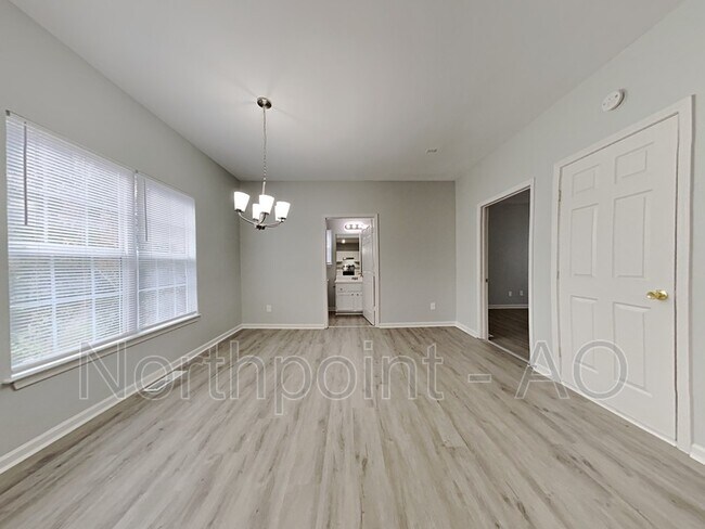 Foto del edificio - 1003 Sims Ave NW
