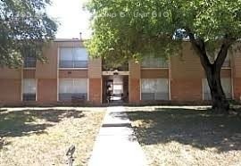 Primary Photo - 4303 Blanco Rd