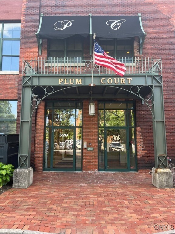 Foto principal - 526 Plum St