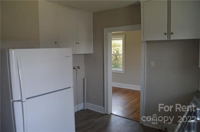 Building Photo - 104 Feimster St