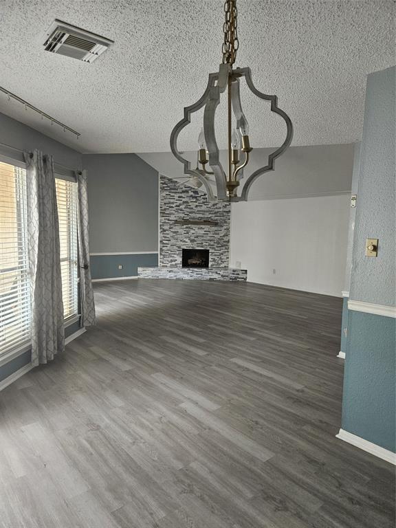 Foto del edificio - 11555 Bellspring Dr