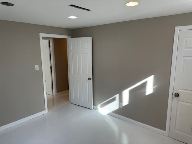 Building Photo - 1467 Meeker Dr