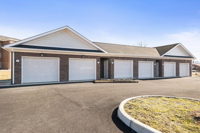 Building Photo - 397 Mule Academy Rd