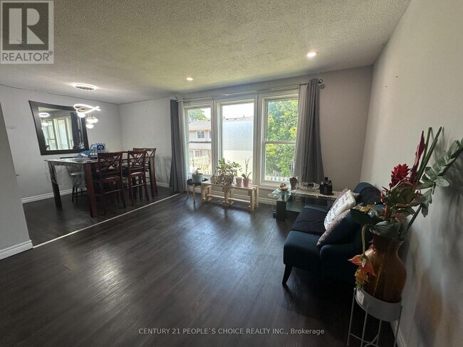 Photo du bâtiment - 88 Avonwood Dr