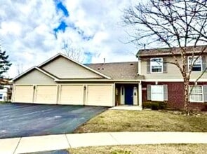 Building Photo - 1147 N Red Oak Cir