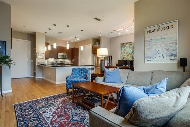 Building Photo - 2950 McKinney Ave