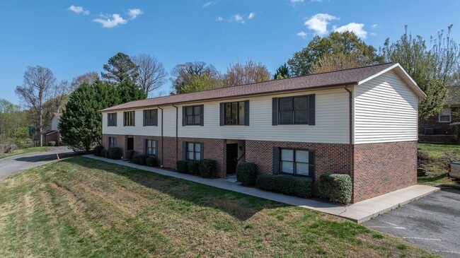 Photo - Newly Remodeled 1 Bedroom Condo in Prime Location! No Pets