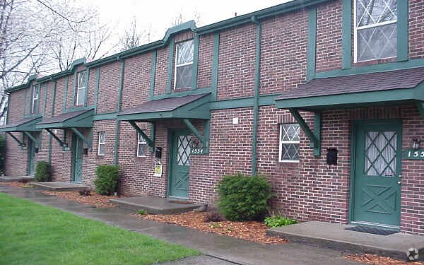 Foto principal - 1550-1558 Longeaton Dr