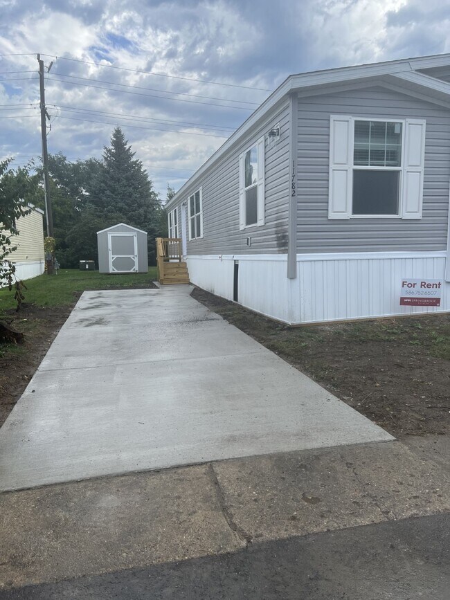 Springbrook Estates Apartments 71400 Van Dyke Rd Romeo, MI