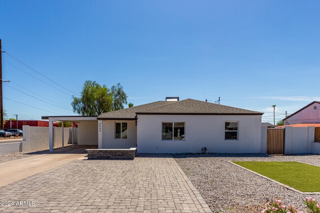 Building Photo - 3543 E Pierce St