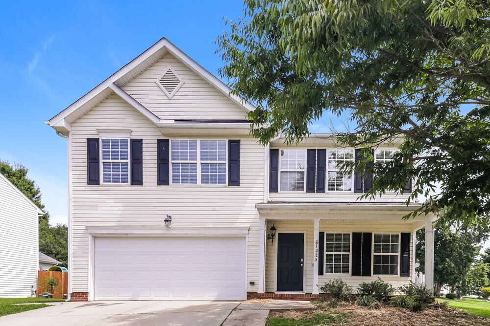 Foto principal - 1328 Marbank St