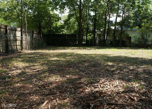 Building Photo - 3 br, 1.5 bath House - 306 N Louisville Ave
