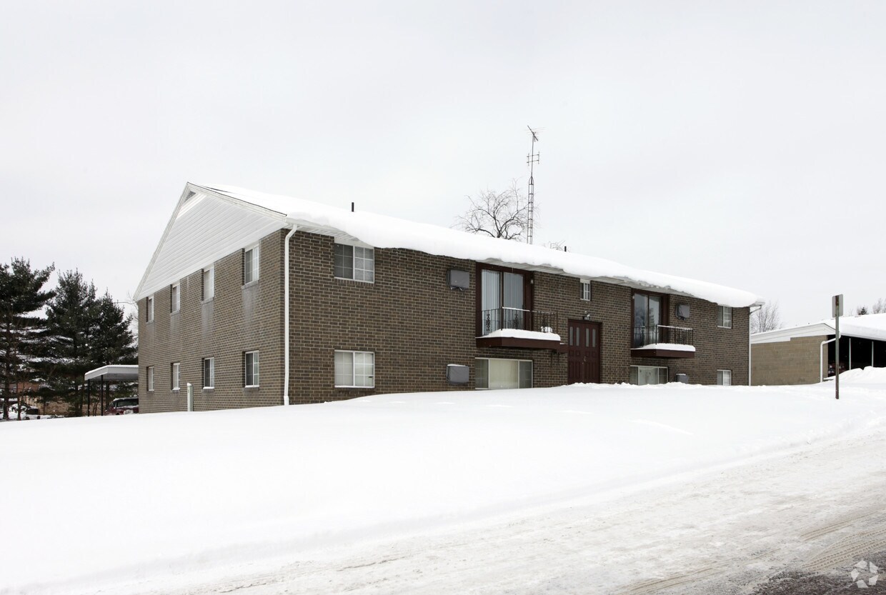 Primary Photo - 1005 Johnson St