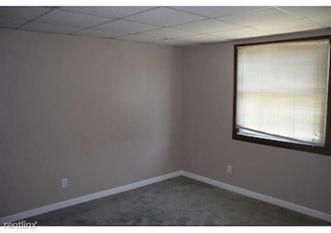 Building Photo - 3 br, 1 bath House - 254 Grandview Blvd