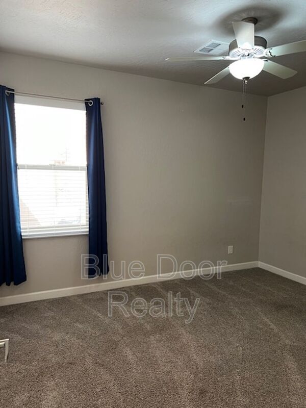 Foto del edificio - 7312 Valle Cantero Ln NW