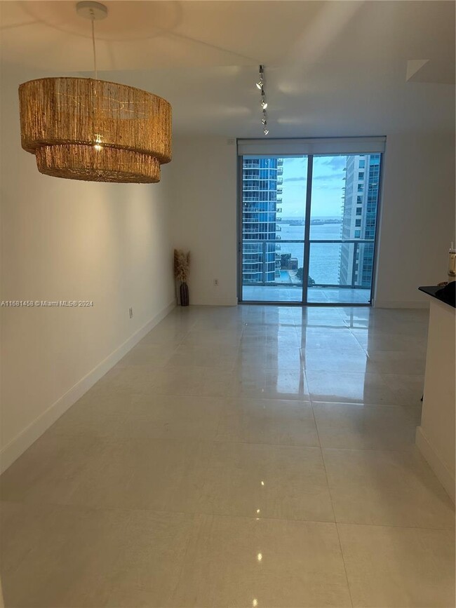 Foto del edificio - 1060 Brickell Ave