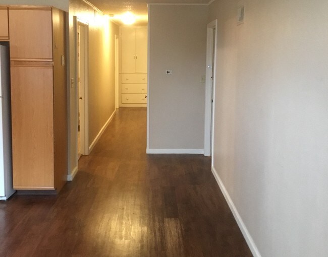 Foto del edificio - 904 E Ave D