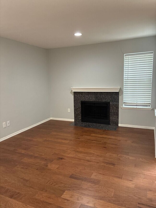 Foto del edificio - Charming 4 beds 3 baths in Austin!
