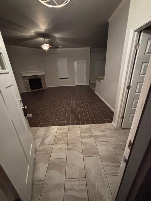 Foto del edificio - 724 Windy Ln