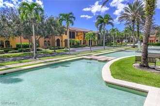 Building Photo - 9076 Rialto St