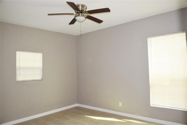 Foto del edificio - 1 Burr St