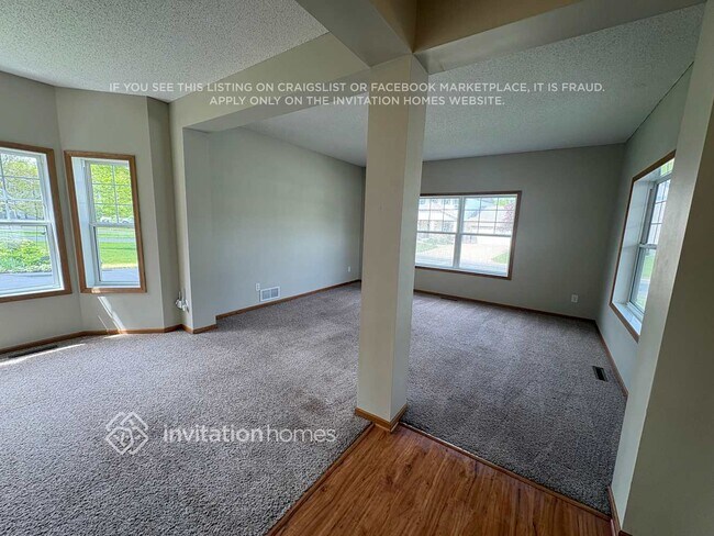 Foto del edificio - 1168 Macey Way