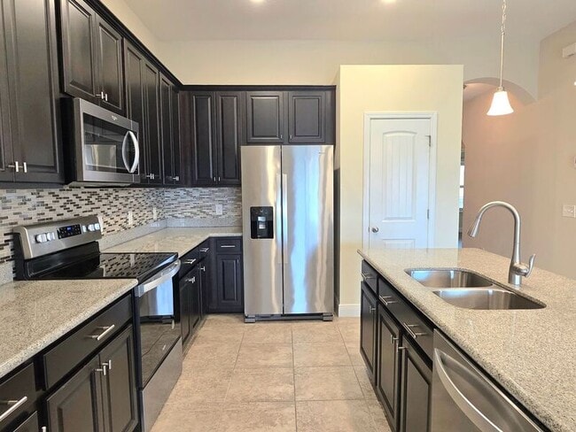 Building Photo - 5625 Shooting Star Ct