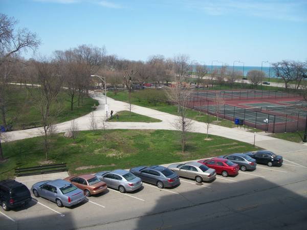 Building Photo - 5300 S Shore Dr