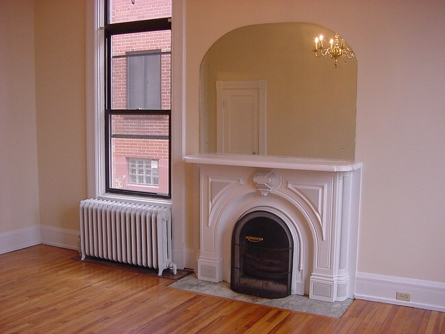 Foto del edificio - 107 Glenmary Ave