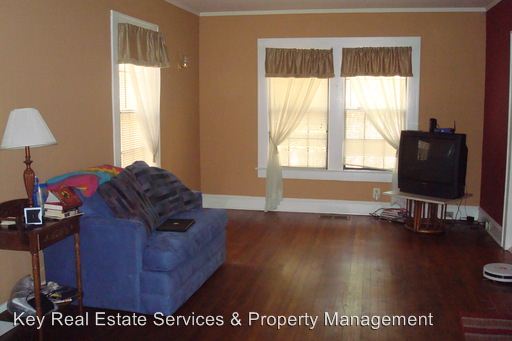 Building Photo - 2814 Sanger Ave