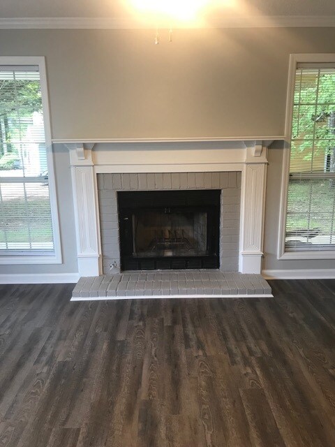 Foto del edificio - 831 Ashley Ln