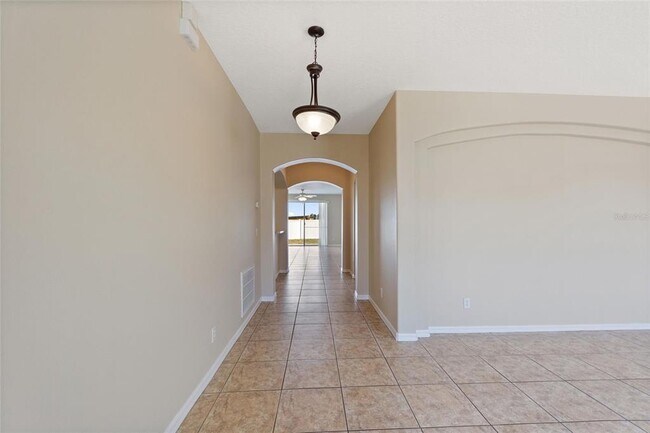 Foto del edificio - 326 Cotswold Cir