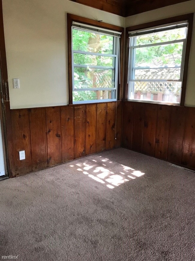 Building Photo - 1 br, 1 bath Duplex - 1562 Jones Dr 1562 J...