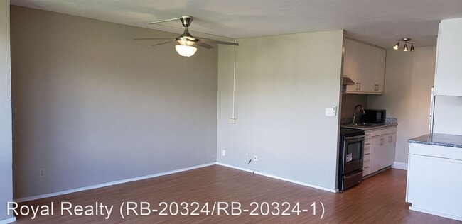 Building Photo - 1 br, 1 bath House - 1011 Prospect St #807