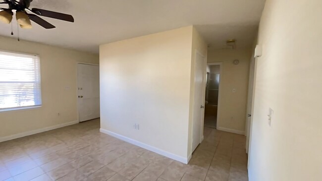 Foto del edificio - 1019A BAY