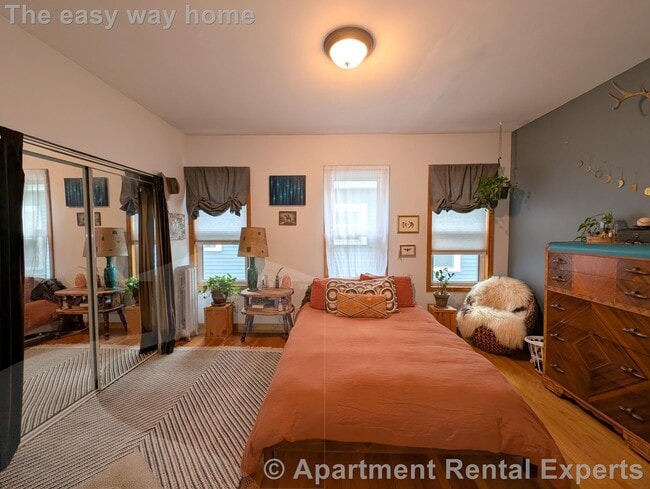 Building Photo - 50 William St