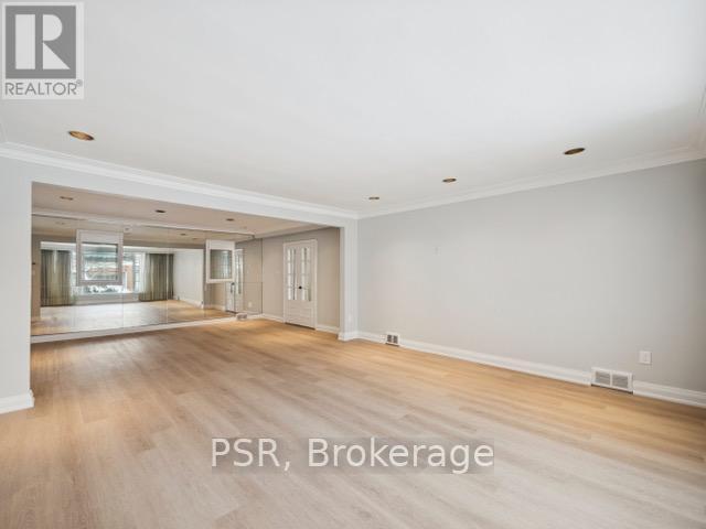 Photo du bâtiment - 431 Glengrove Ave W