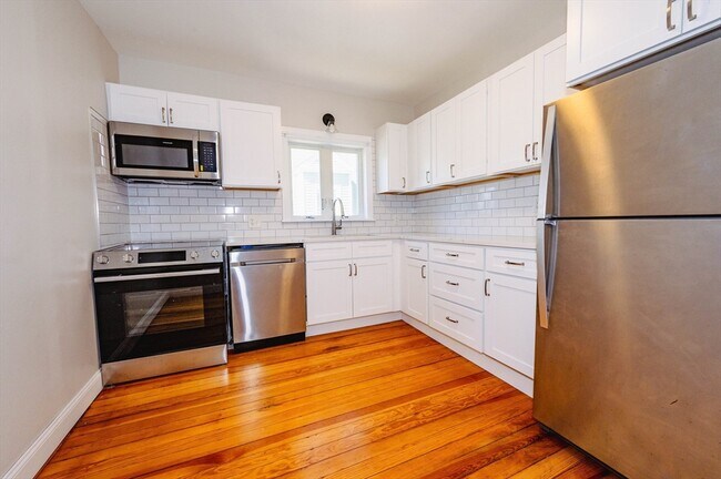 Building Photo - 87 Independence Ave