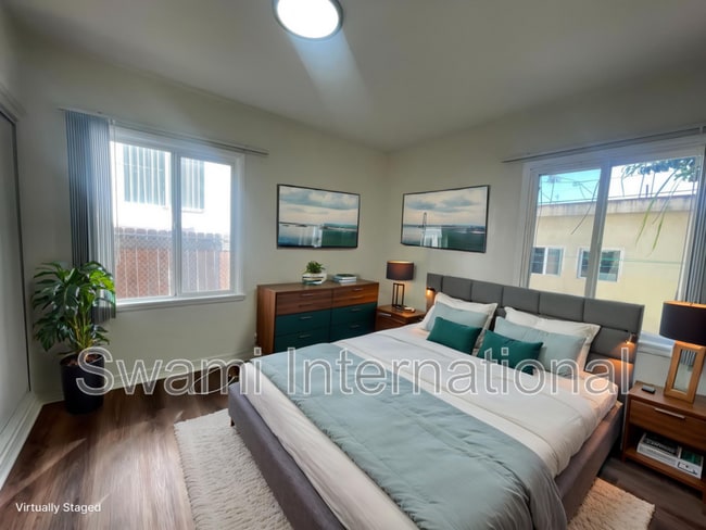 Photo - 622 1/2 E 97th Apartment