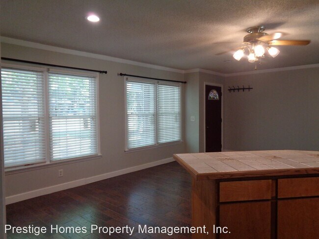 Foto del edificio - 3 br, 2 bath House - 24 Magnolia Drive