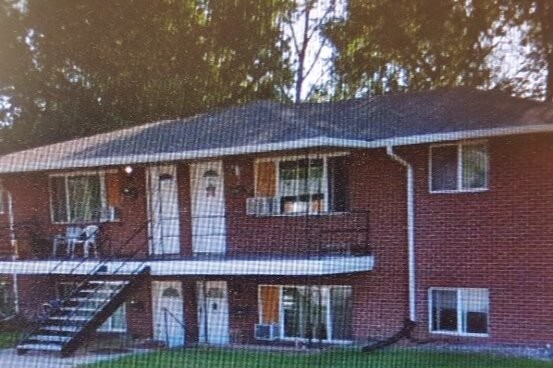 Building Photo - 1502 N Empire Ave