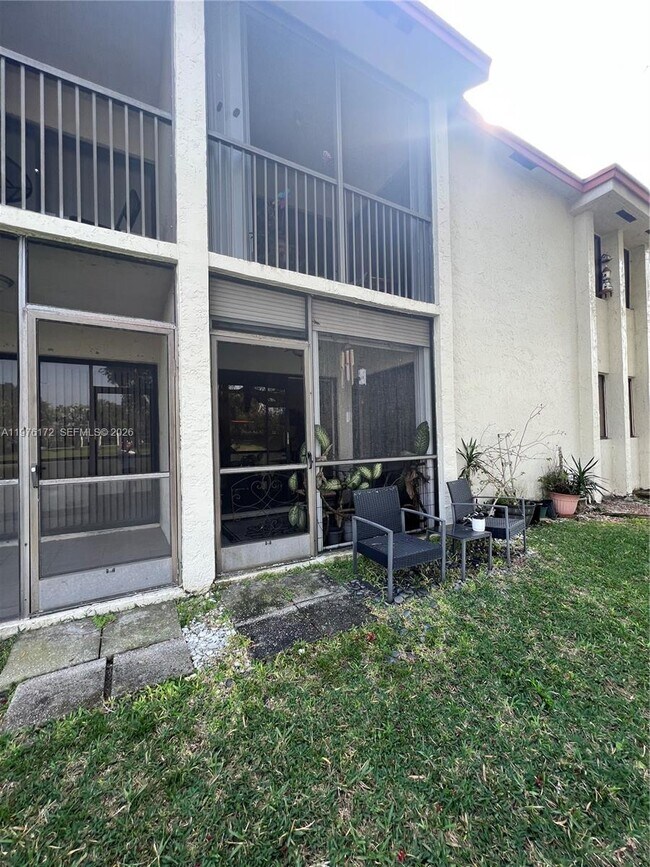 Foto del edificio - 5533 Courtyard Dr