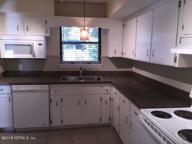 Building Photo - 2926 Searchwood Dr